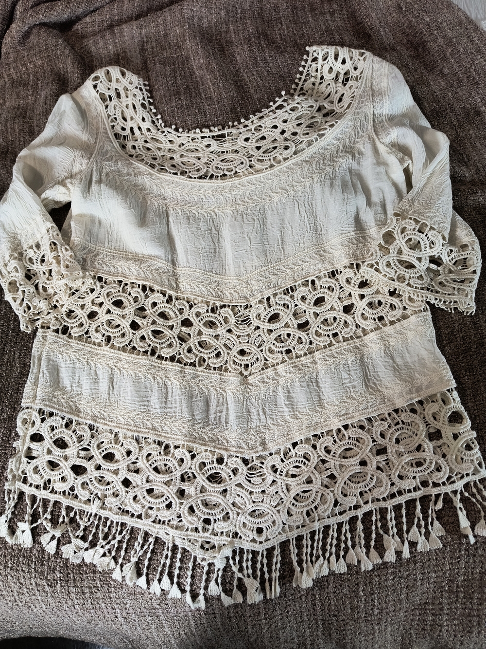 Lapis Cream Crochet-Trim Boho Tunic with Tassel Hem